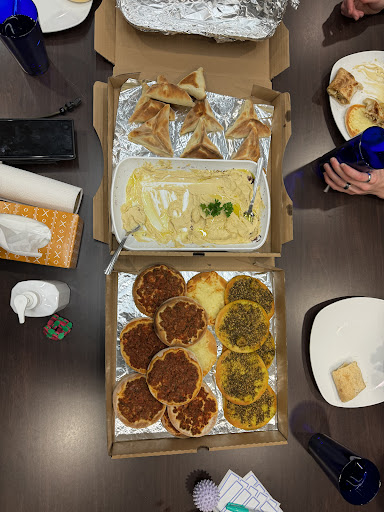 Photo of IN N OUT ARABIC MARKET - 1769 Harvey Ave, Kelowna, BC V1Y 6G4